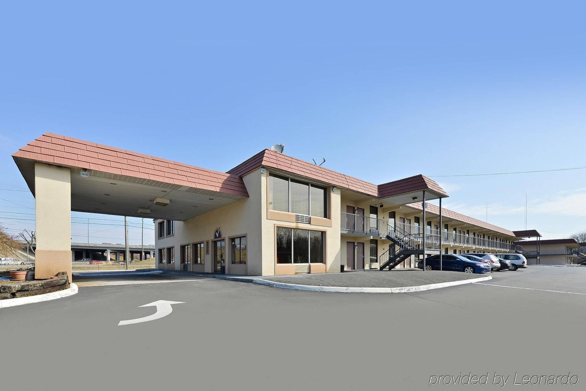 Americas Best Value Inn And Suites Knoxville Extérieur photo