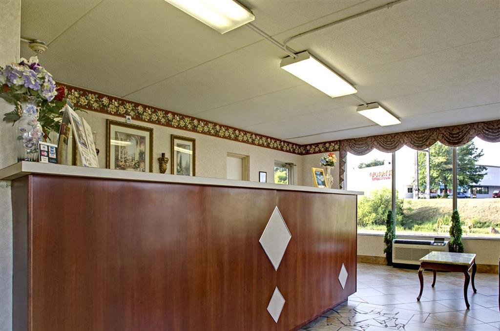 Americas Best Value Inn And Suites Knoxville Intérieur photo